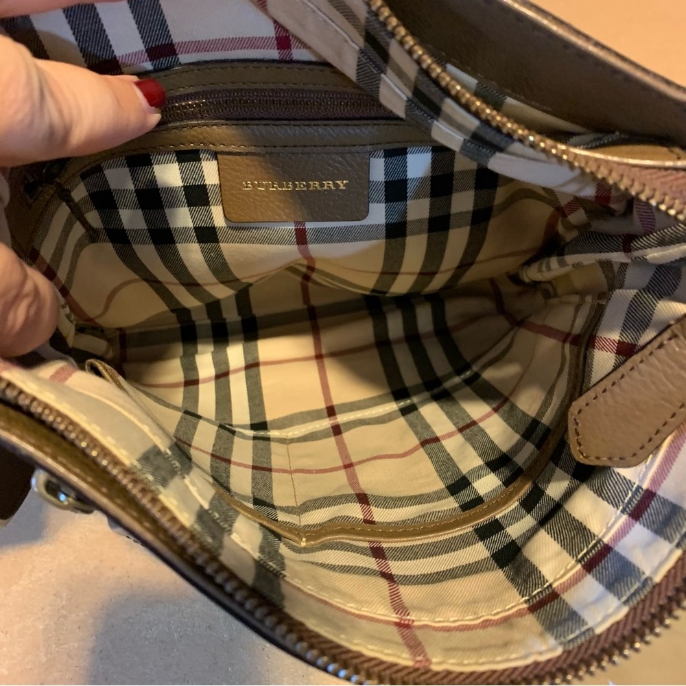 VTG BURBERRY DARK TAUPE BROWN LEATHER CROSSBODY OR SHOULDER BAG - Picture 12 of 14